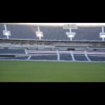 Marcela Baños Instagram - En el 2016 fui la #vozdelestadio acompañando a @riverplate en un #Superclasico gracias a @macfut y @diana.paterno • Este año nos invitaron al club para reencontrarnos quienes participamos de esta experiencia para contar como fue ese día en la cancha y compartir un lindo momento. Acá les dejo un resumen de lo que fue esta visita inolvidable al club de mis amores ❤️🤍❤️