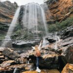Marcela Fetter Instagram - Eu não tô um pouco apaixonada, eu tô MUITO apaixonada por Blue Mountains! A natureza é sempre surpreendente, a cada 10 minutos de trilha era um cenário completamente diferente e assim, cenário de FILME ENCANTADO! 🍂❤️