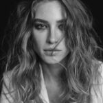 Marcela Fetter Instagram - Da série fazendo arte com artistas @eduardorezende @andrevelosoreal 📸🖤
