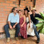 Marcela Mar Instagram - Hoy celebro tu vida amor cada instante que he vivido contigo ha sido maravilloso, le pido a Dios y al universo que me permita celebrarte hasta que seamos dos uvitas pasas recorriendo la vida tomados de la mano, te amo profundamente @marcelamar07