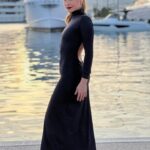 Marcela Mar Instagram - Y con esta belleza de atardecer nos despedimos de @festivaldecannes Camila Beltrán y yo✨✨✨✨ Merci à bientòt 🇫🇷🥂 Los sueños si se hacen realidad, trabajando con constancia y foco 🙌🏻 gracias #mibestia 🦉🌓 El vestido es de @ateliercrump vístete de 🇨🇴