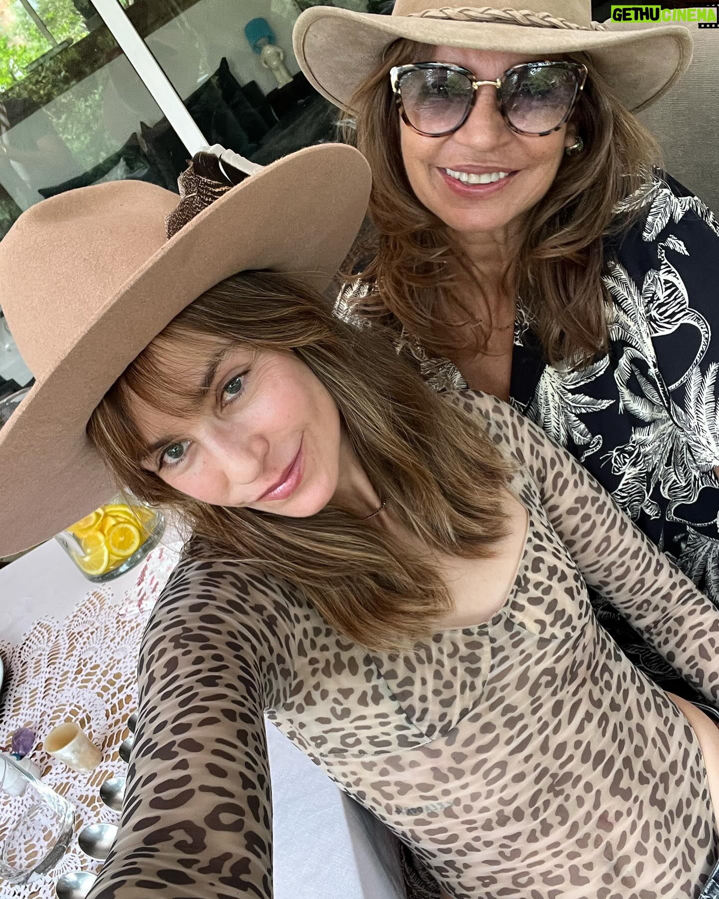 Marcela Mar Instagram - There are no accidents in the universe 🌈🦄💓 Celebrar la vida. Siempre!