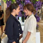 Marcela Mar Instagram - Nuestra felicidad de vernos y coincidir en @festivaldecannes pero sobre todo, de coincidir en esta vida! Te amo hermana ❤️💜 @juana_acosta Mucha mierda con tu estreno de LES PISTOLETS EN PLASTIQUE en la Quincena de realizadores ✨🎬❤️ Mi look es @vistetedecolombia por supuesto, set de @nawaresortwear con joyas de @ayshabilgrami