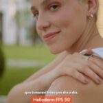 Marcella Rica Instagram - já fez sua lista por aí? bora 2024! saúde, trabalho, sabedoria com o tempo e proteção, sempre. ❤️ @helioderm sempre com a gente, o ano todo. :) #EfeitoHelioderm *publi