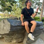 Marco Pigossi Instagram - Quando o assunto é sério, mas a foto nem tanto.