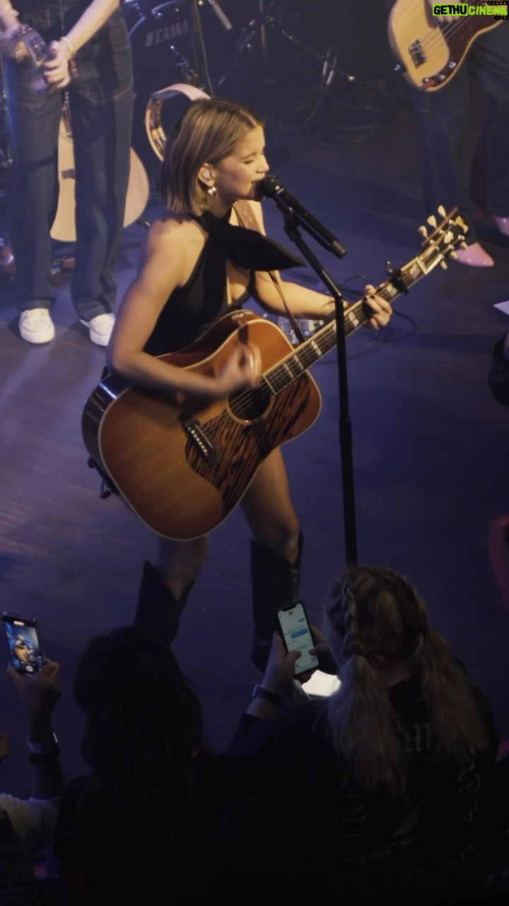 Maren Morris Instagram - can’t wait to sing with y’all. tickets for the RSVP Redux Tour are on sale today at 10am local. 💌