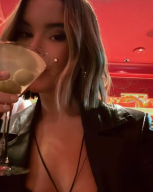 Maren Morris Instagram - let it burnnnnnnn 🔥