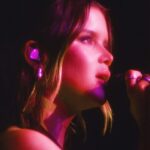 Maren Morris Instagram - We went back to where our NYC journey started: The Bowery. These fan club shows are refilling my tank in ways I never could have fathomed. Thank you, New York. Good morning to the night. 🌙 photos: @worldfamousmuriel