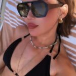 Maren Morris Instagram - fighting the urge to caption “tan everywhere, jan everywhere” on every beach trip photo dump.