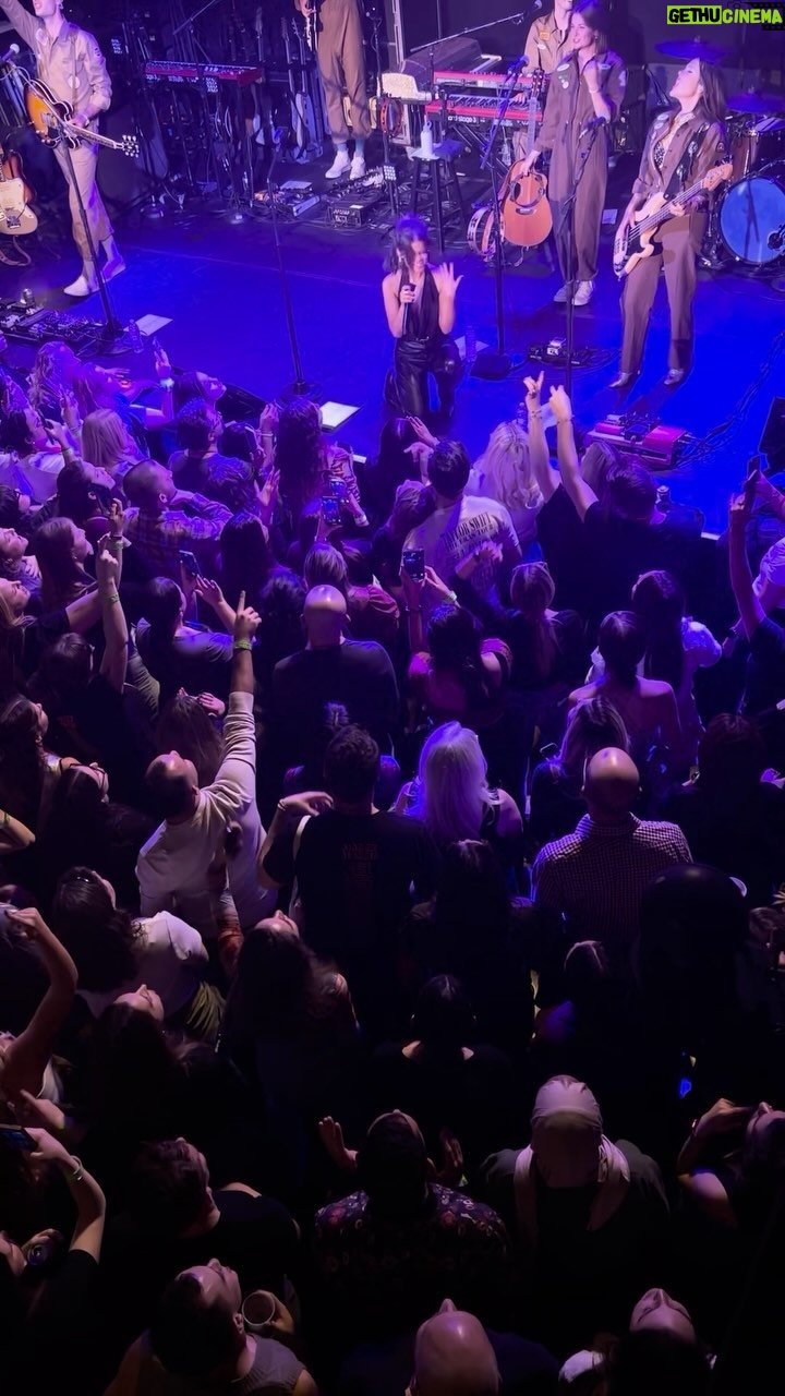 Maren Morris Instagram - I miss y’all and rich singalongs 💌