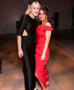 Maren Morris Instagram - Thank you @variety for giving me the award of Changemaker of the Year. The changes are still coming but I’m honored to not be on this journey alone. Thank you to my badass sis @maggierogers for your gorgeous introduction that made me bawl before giving this speech. ❤️‍🔥 Also the last slide just felt important.