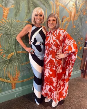 Margaret Josephs Instagram - There is nothing better than supporting @habitatgpbc and honoring the queen of the shiny sheets my love @mindycohn !! 🌴👑💓👧🏼😘

Glam: @chiky.mua 
Dress: @emiliopucci