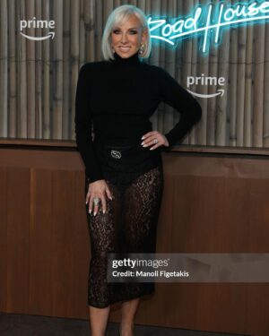 Margaret Josephs Instagram - @roadhousemovie packed a good punch 🥊 great night at the premiere with my jersey girls! ✨ Congrats @jakegyllenhaal & @thenotoriousmma • Now on @PrimeVideo #RoadHouseMovie 

Glam 💄 @briellepollara