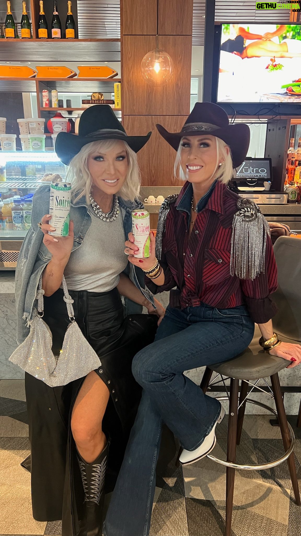 Margaret Josephs Instagram - Soirée Spotted!! 🍹🩷🤠🪩 @lemeridienhouston
