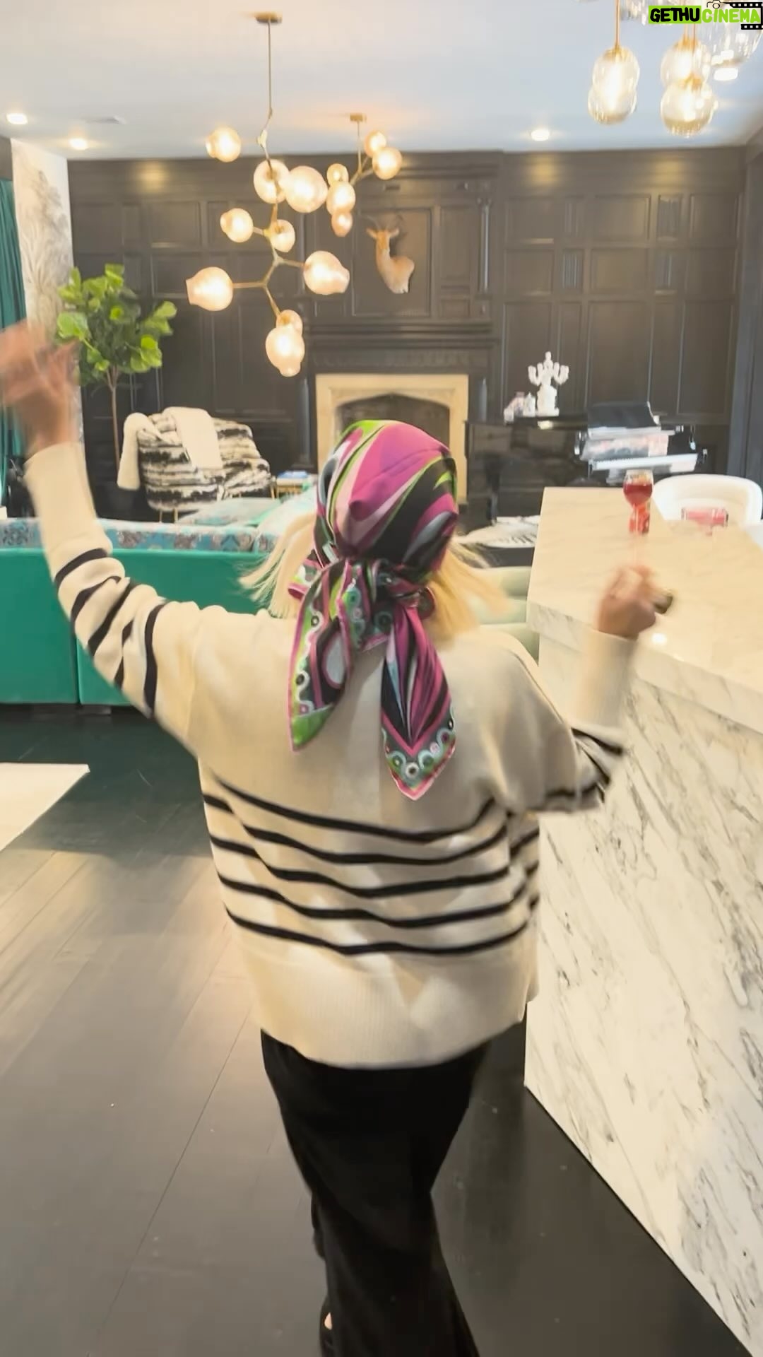 Margaret Josephs Instagram - Our Jersey queen @therealmargaretjosephs lives in her own version of a #Saltburn mansion. Take a peek inside her gorgeous home at the link in our bio. 🔐