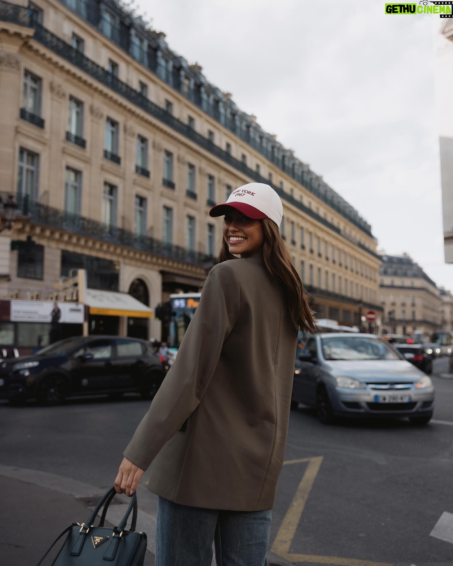 Margarida Corceiro Instagram - Les rues de Paris 🤎