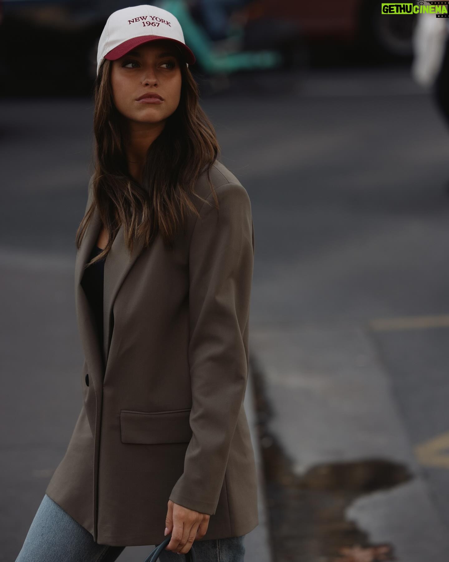Margarida Corceiro Instagram - Les rues de Paris 🤎