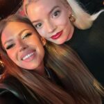 Margarita Gerasimovich Instagram - Кого узнали на фото?🙃 Thank you for the amazing dinner, Legend @iamstevent 🙏 Thank you for the invitation @nioly 🤍 *Grammy viewing party w/ Steve Tyler (Aerosmith) @iamstevent ,Anya Taylor-Joy @anyataylorjoy , Jessica Simpson @jessicasimpson etc 🤍