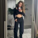 Margarita Gerasimovich Instagram - Битва луков: 1/2/3/4? *заодно волос:выпрямленные или свои волнистые?🙃