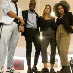 Maria Bopp Instagram – No dia que fez um mês da invasão dos terroristas nas nossas instituições democráticas, eu estive no Palácio do Planalto. Ontem fizemos um primeiro encontro de artistas e influenciadores com Lula pra discutirmos, principalmente, a importância da comunicação do governo nos próximos quatro anos. Falamos como nós, apoiadores do Lula e que temos um alcance grande nas redes, podemos ser pontes para que todas as ações realizadas pelo governo cheguem de fato na população – sendo a maior dificuldade, ainda, o combate às fake news. A real é que a gente não deve deixar a disposição pra conversar com quem pensa diferente da gente só em época de campanha. O “vira-voto” tem que ser todo dia. É cansativo, mas é necessário e ontem foi um dia tão lindo que eu saí com muito gás. Tô pensando numas ideias do que fazer pra deixar essa ponte governo-população mais acessível. Vou tentar estruturar isso melhor e conto pra vcs. Obrigada, @janjalula maravilhosa pelo convite, e obrigada a todos pela troca inspiradora de ontem. Bora nois ♥️