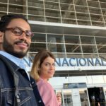 Maria Bopp Instagram - Primeira semana de filmagens de um projeto novo (aquela coisa, ainda não posso contar o que é) que tá sendo muito especial por inúmeros motivos. Estar todo dia com @icaro, reunir um elenco com gente muito foda, ser dirigida pelo @rafael_ecg, trabalhar com a @bionicafilmes e com a equipe incrível que ela reuniu e fazer um filme em que São Paulo também é um personagem. De quebra ainda contracenei com o meu cachorro (e sim, o Gil arrasou). Fazer cinema é treta, mas também é bom demais, porque a gente insiste em fazer. Bora nois ⚡️