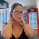 Maria Fernanda Callejón Instagram – YO @quieromisgafas  y vos?
Cual te gustó más? Los leo