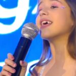 Maria Fernanda Callejón Instagram - Hoy me sorprendiste una vez más! Hijita!! Hace tiempo me venias diciendo que estabas escribiendo una canción 🎵 Y escucharla cantada con tu vocecita dulce y privilegiada !!! Cuanta emoción tengo!Como mamá se me infla el pecho de orgullo viéndote ser feliz con lo que te gusta hacer!Vamos mi pequeña! A cumplir tus sueños! Mamá te aplaude de pie y cada pasito que des como artista allí estaré