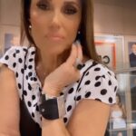 Maria Fernanda Callejón Instagram – Alguien dijo LOOKAZO!
falda midi Jeans @marcustomstyle 
#hairstyle  @alecampospeluqueria 
@durodedomarc5n 
Les gusta este look ? Entices méteme un ❤️😉