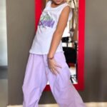 Maria Fernanda Callejón Instagram - EL LOOK 💜 que eligió Gio para hoy⬇️ @santaisabellaindumentaria @santaisabella_sanjusto @santaisabella_laferrere para seguir bailando y aprendiendo… INTENSIVO @emirabdulgani En … @estudiothepark
