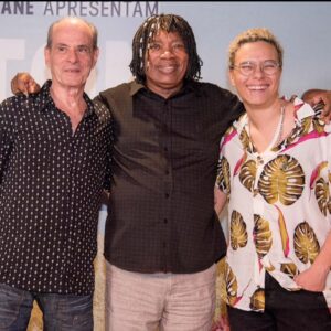 Maria Gadú Instagram - viva a música popular brasileira!! Como disse o mestre @caetanoveloso MPB é TUDO!!! quanta alegria em fazer parte ♥️♥️♥️♥️
.
algumas fotos estão em baixa mas meu amoooor está em caixa ALTA!❤️‍🔥🎙️🎤