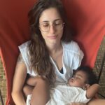 Maria Gadú Instagram – Hoje é aniversário do meu amor. ela tá bem de saúde, bem da cabeça, e alegre com algumas coisas. tudo isso é motivo de agradecimento. ela que já atravessou o país comigo ativando frentes importantes em momentos dolorosos pro país. ela vai, ela se importa. eu a amo demais! e se há um presente possível pra quem faça aniversário em meio a essa tragédia inestimável, é a doação. coloquei no carrossel o pix para ajudar os povos indígenas do Sul. seguimos aqui em oração, pra agradecer nossa vida e também para que abençoem as vidas de quem está neste momento atravessando um pesadelo. te amo, @popi.itapema ♥️