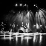 Maria Gadú Instagram – agradecendo aqui a todas as pessoas que foram aos shows de São Carlos e Curitiba! Foi um fim de semana lindão!!!! como é bom voltar a estrada e reencontrar vocês! ♥️♥️♥️♥️♥️♥️

clarineta: @manojayv

baixo: @_deeptones

percussão e milagres: @feliperoseno

som: @diogoguedes666 , @adrianavianas e @lill4s 

luz: @ligiachaim e @camilajordao.cj 

direção técnica: @paulinhobarroso

produção: renato tuxá

produção executiva: @nascimentomusica e @popi.itapema 

fotos curitiba (1/2/3/4): ederwmachado

foto/vídeo sesc são carlos (5/6): @paulinhobarroso