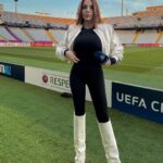 Maria Luisa Jacobelli Instagram - 𝑵𝑬𝑿𝑻 𝑹𝑶𝑼𝑵𝑫: FC Barcelona! 🔵🔴🇪🇸 Barcellona Napoli what a match 🔥 @sportmediaset @championsleague @fcbarcelona @officialsscnapoli Estadi Olímpic Lluís Companys