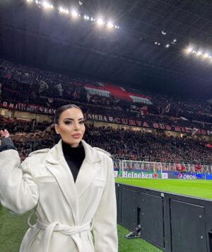 Maria Luisa Jacobelli Instagram - The chaaaaampions ⭐️✨ Milan-Borussia 
#championsleague