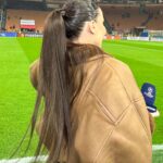 Maria Luisa Jacobelli Instagram - The chaaaampions ⭐️ Last night ⚽️ Milan-Psg @championsleague @sportmediaset San Siro Stadio