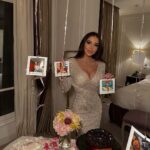 Maria Luisa Jacobelli Instagram - Parissss 🎂🎂🎂 Hôtel Plaza Athénée Paris