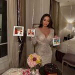 Maria Luisa Jacobelli Instagram - Parissss 🎂🎂🎂 Hôtel Plaza Athénée Paris