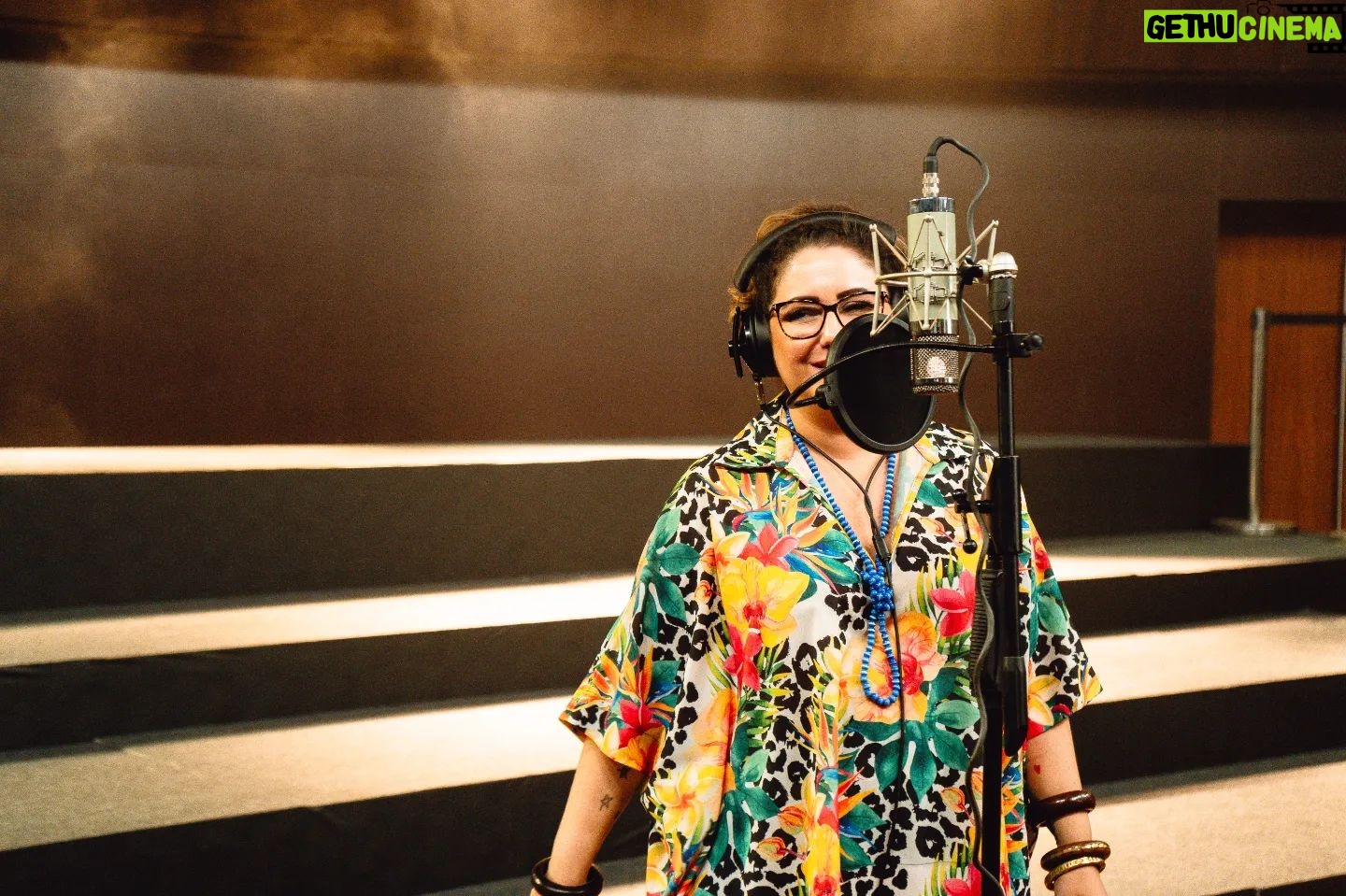 Maria Rita Instagram - É a patroa no Dia Brasil do @rockinrio! Guarde esta data: 21 de setembro de 2024. Será a primeira vez que o festival terá um dia 100% nacional. E a Maria vai fazer parte com uma grande homenagem ao samba ao lado de @zecapagodinho, @alcioneamarrom, @diogonogueira_oficial, @jorgearagaodacruz e @xandedepilares no palco Sunset. A nação bacanuda vai prestigiar? Sim ou com certeza? #EMR 📷 @diegopadilha | @marcelle | @bleia #PraTodosVerem Este post contém texto alternativo.