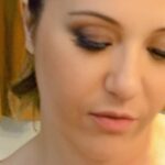 Maria Rita Instagram - renovo meus votos de que possamos colocar, na frente do que nos separa, aquilo que nos conecta uns com os outros… feliz natal! #PraTodosVerem Video com o rosto de Maria Rita em primeiro plano com o texto A mensagem é de 2015, porém é mais atual do que nunca!
