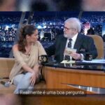 Maria Rita Instagram - a falta que eu sinto de sentar nesse sofá do lado dele e falar, e ouvir tantas histórias, tanta experiência, sempre genial, carinhoso e muito antenado! que falta você faz jô… #PraTodosVerem Maria Rita em 2007 sentada no sofá ao lado de Jô Soares durante uma entrevista