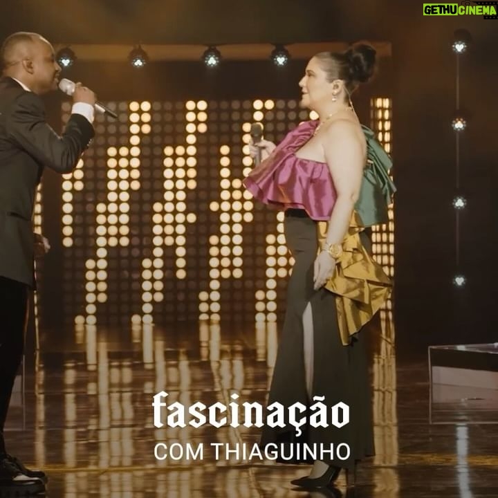 Maria Rita - 10.7K Likes - Carnaval está chegando, nação bacanuda!
Vamos esquentar relembrando os sambas que a patroa gravou em parceria?
#EMR
📸 @betojpeg @wtliveoficial @_mediak
#PraTodosVerem Carrossel com uma capa com foto de Maria Rita no palco vestida de branco e o texto Você acompanhou os últimos feats da Maria? Passa pro lado para se atualizar. A partir da segunda tela temos vídeos de Maria Rita cantando em diferente momentos junto com outros artistas e os textos
Coral de Anjos com Dedé Paraízo
Você Me Venceu com Marquinhos Sensação
Pra Que Viver Assim com Os Prettos
Fascinação com Thiaguinho
Por vezes com Thiaguinho
Canção Da Erê Dela com Teresa Cristina