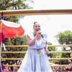 Maria Rita Instagram - Começou a contagem regressiva: falta 1 mês para o Carnaval! Onde é que vocês vão curtir? #EMR #PraTodosVerem Carrossel de fotos de Maria Rita no trio elétrico. A postagem contém texto alternativo