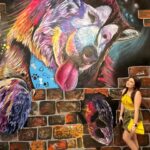 Mariana Botas Instagram - 🇨🇴 Medellín es una chimba 🎉💛🧡🎨