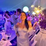 Mariana Botas Instagram - About last night ✨🍾🥂🤍… @dinerenblancmexico 👗 @rocaboutiquemx 💄 @pamloyolamua ❤️‍🔥 💁🏻‍♀️ @quiqueortigoza @sugarblushbs