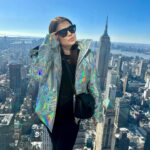 Mariana Botas Instagram - Shining, shimmering, splendid… 🪩🪩🪩 @summitov . . . #summit #nyc #travel #lifestyle #ootd #vacay #grateful #happy