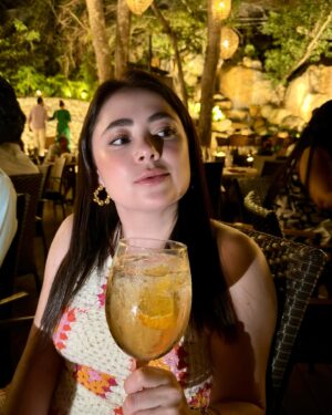 Mariana Botas Instagram - Más noches así 🙌🏻🍷💖🐶🏝️🍝