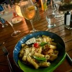Mariana Botas Instagram - Más noches así 🙌🏻🍷💖🐶🏝️🍝