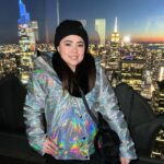Mariana Botas Instagram - See u at the🔝 . . .@topoftherocknyc @rockefellercenter @nyctourism . . #nyc #topoftherock #takemeback #memories #travel #lifestyle #sunset #2024