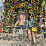 Mariana Botas Instagram – ❤️💜💚💙💛💖
• Agradece, sueña, ama, confía, vive, sonríe