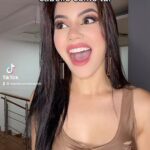 Mariana Ávila Instagram - Me encanta porque así podemos ser twins y vestirnos iguales 😍 Me lo borraron de tiktok :(